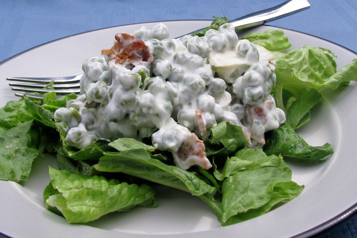 green pea salad with easy creamy dressing Creamy Pea Salad