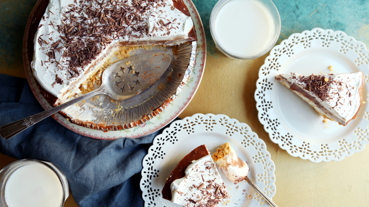 How to Make the Ultimate Mississippi Mud Pie