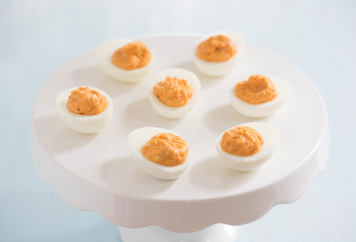 Buffalo Chicken Deviled Eggs (Aka Buffalo Horns)-image