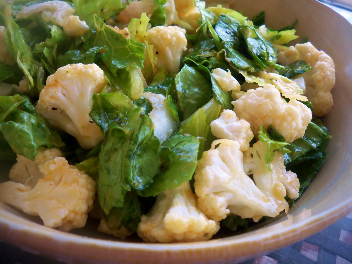 Cauliflower-Romaine Salad