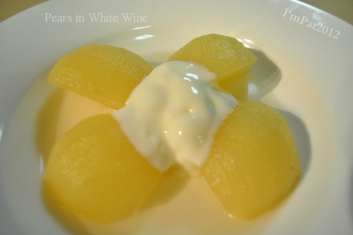 Pears in White Wine image