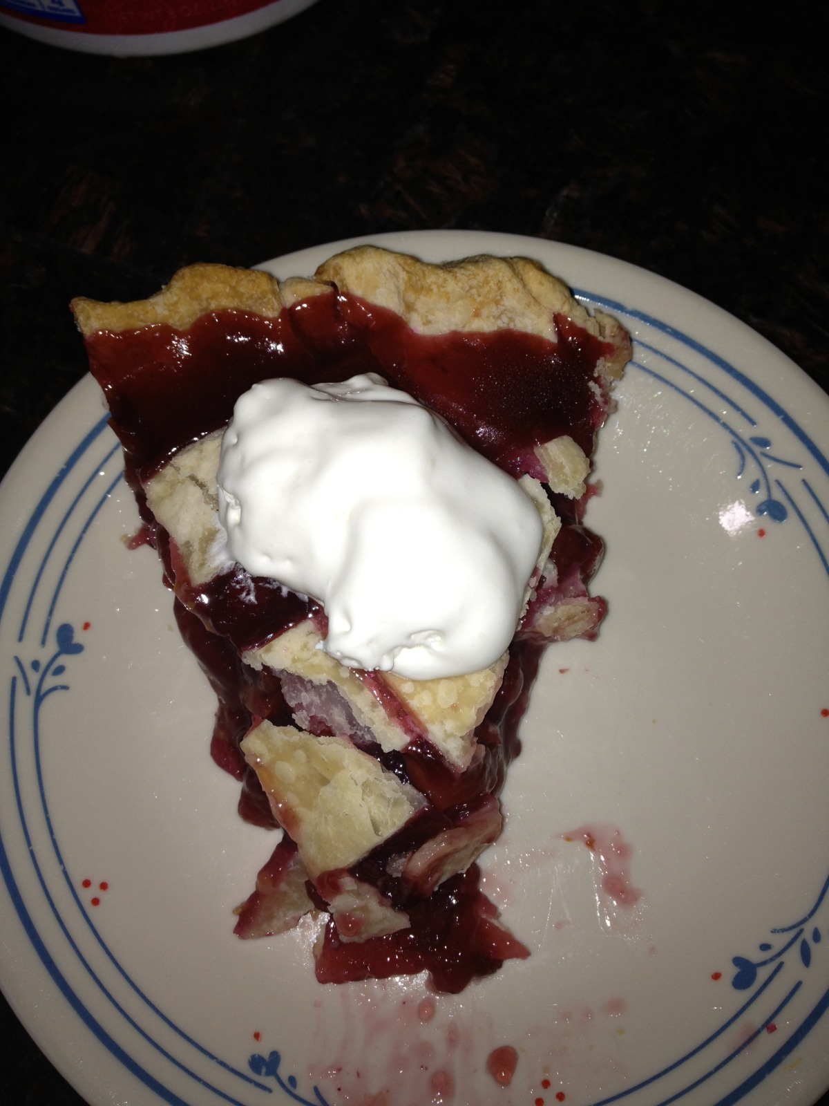 Cherry Pie With Canned Cherries_image