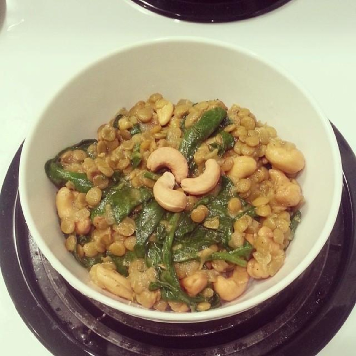 Coconut Red Lentils With Spinach, Cashews & Lime (Vegan)