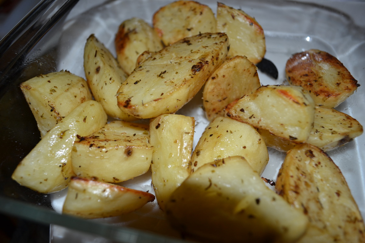Easy Greek Potatoes