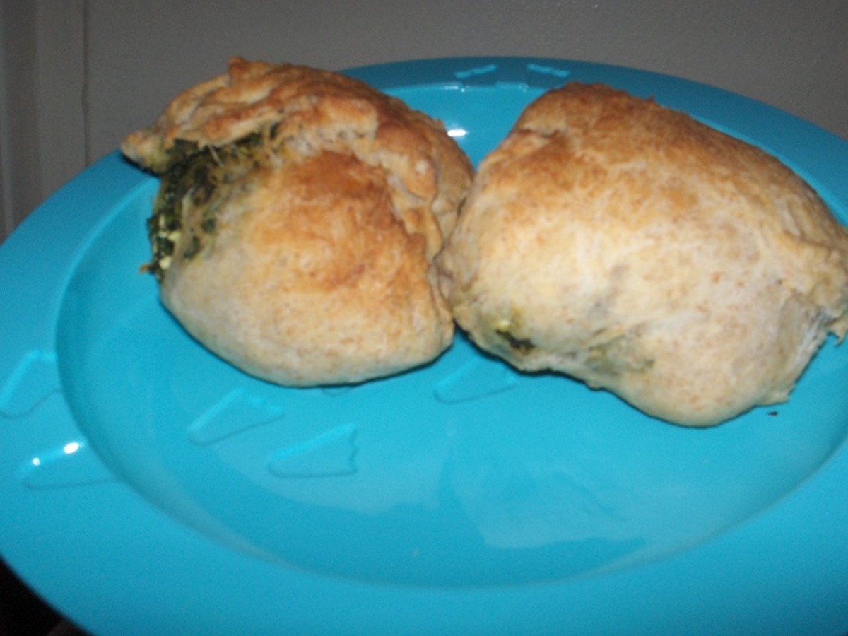 Mini Spinach-Feta Calzone Pockets (No Phyllo!) image