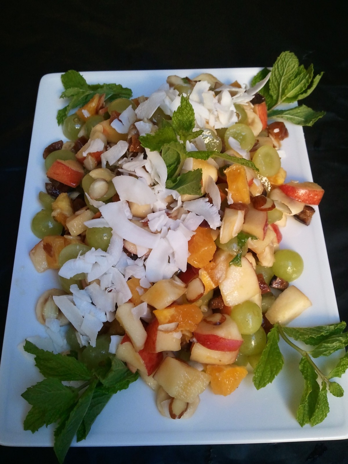 Persian Fruit Salad Desser Miveh_image
