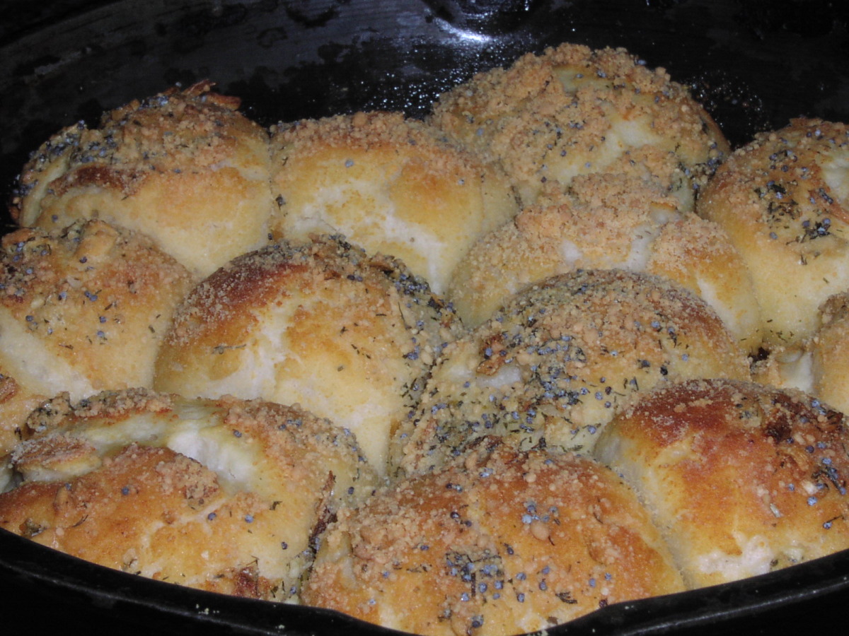 Herbed Biscuits (Quick and Easy)