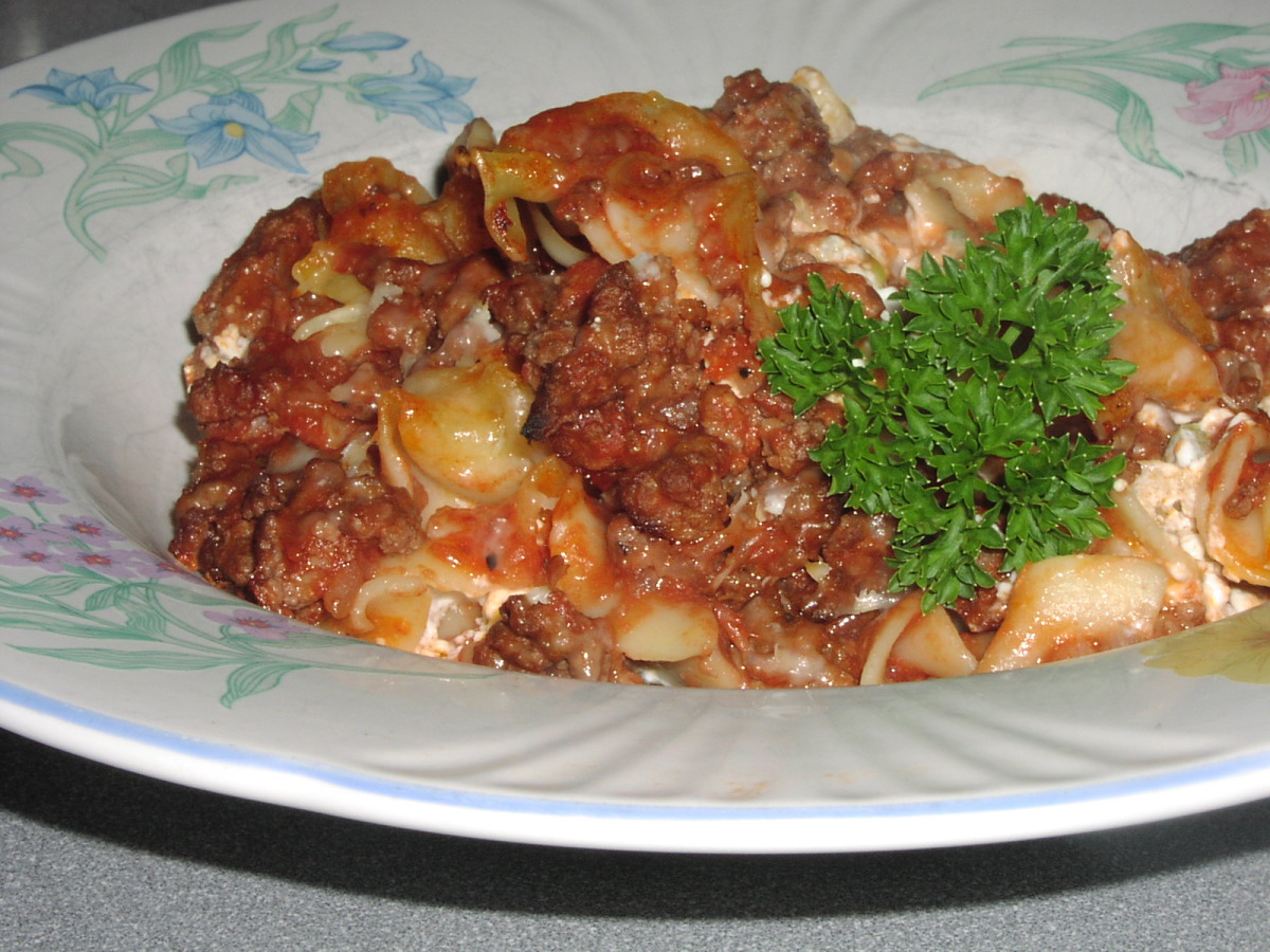 Hamburger Noodle Bake for Two Recipe - Food.com