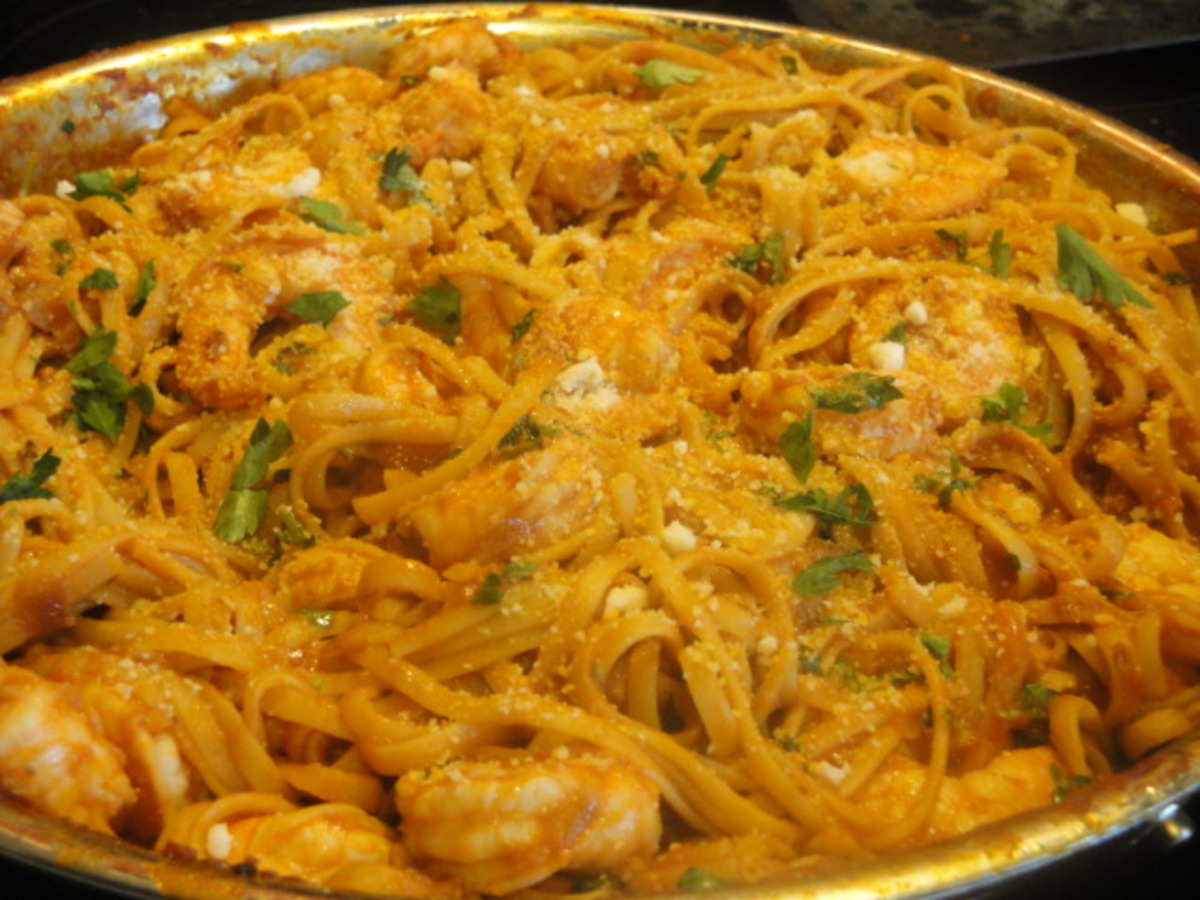 Shrimp and Linguine Fra Diavolo by Emeril image