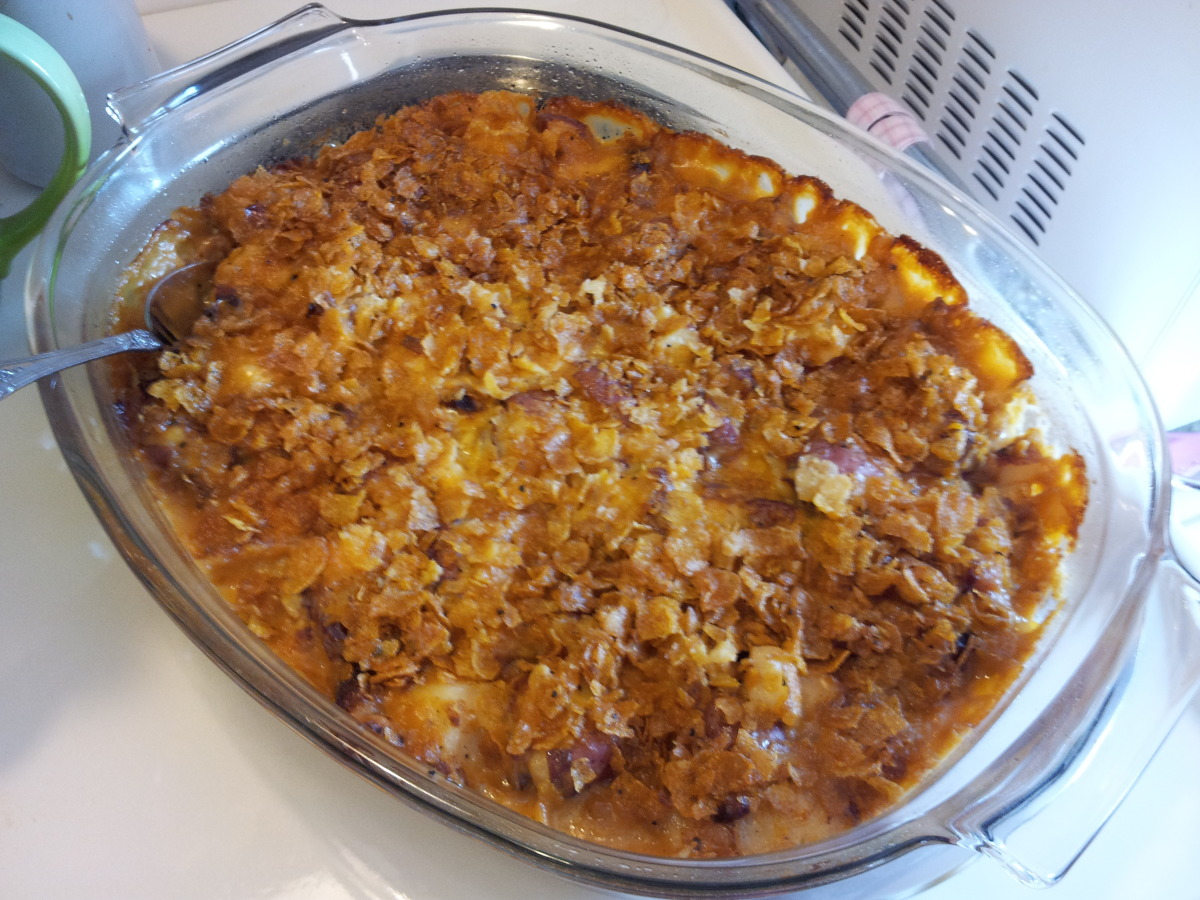 Cheesy Potatoes (Easy Au Gratin Potatoes)