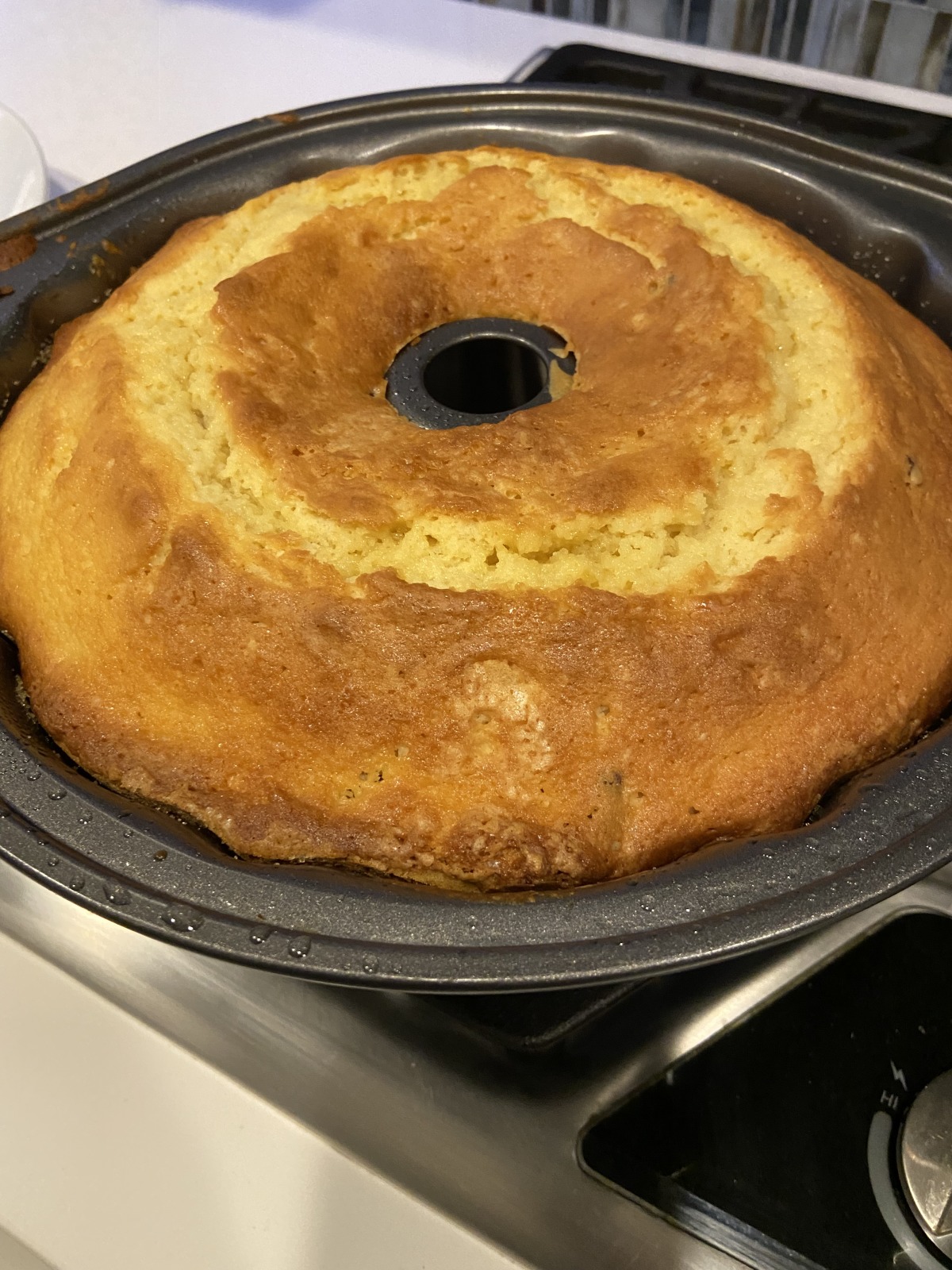 Easy Lemon Crunch Cake with a Cake Mix - Quick and Easy Baking