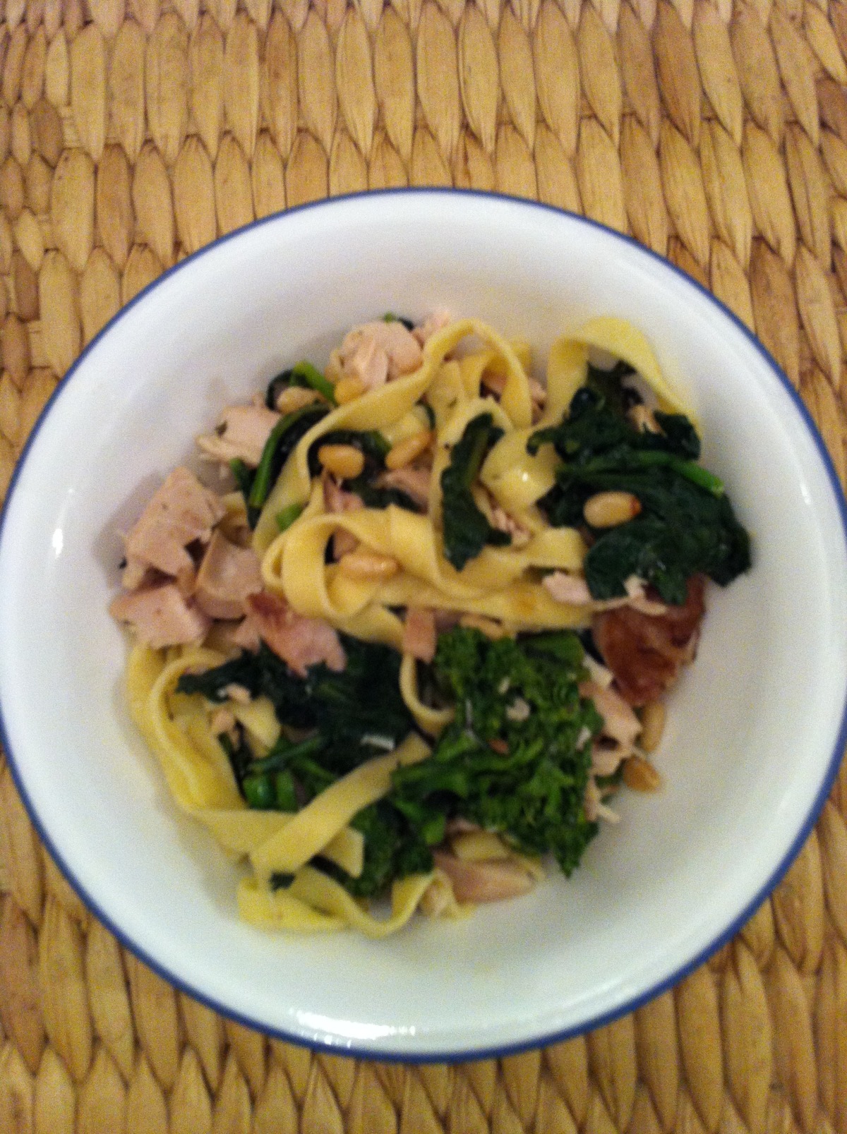 Fettuccine With Roasted Chicken and Rapini_image