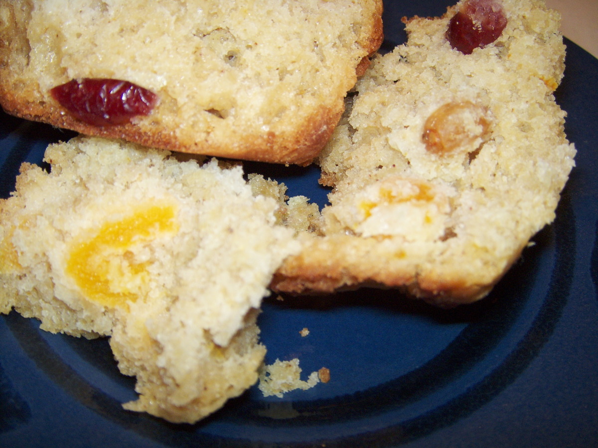 Golden Raisin Oat Bran Muffins