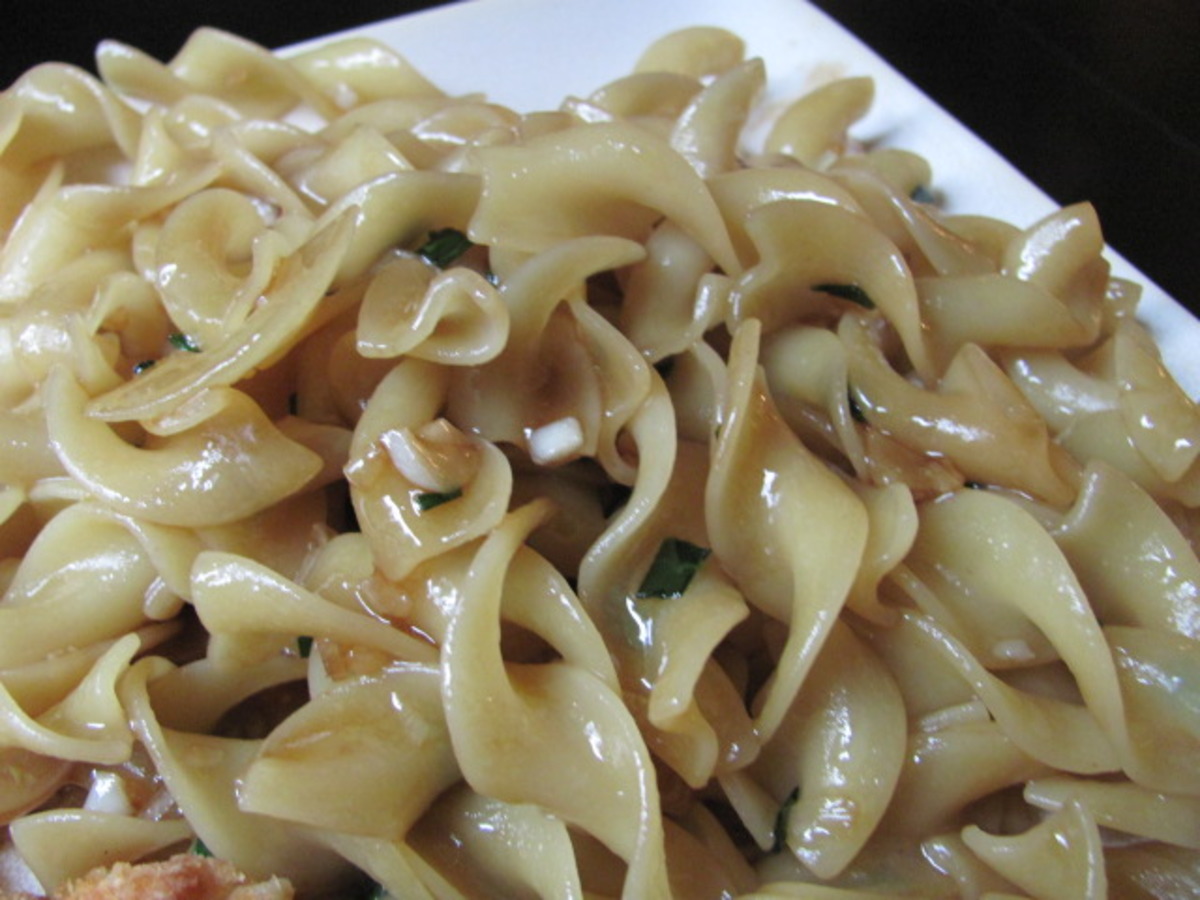 Asian Garlic Butter Noodles