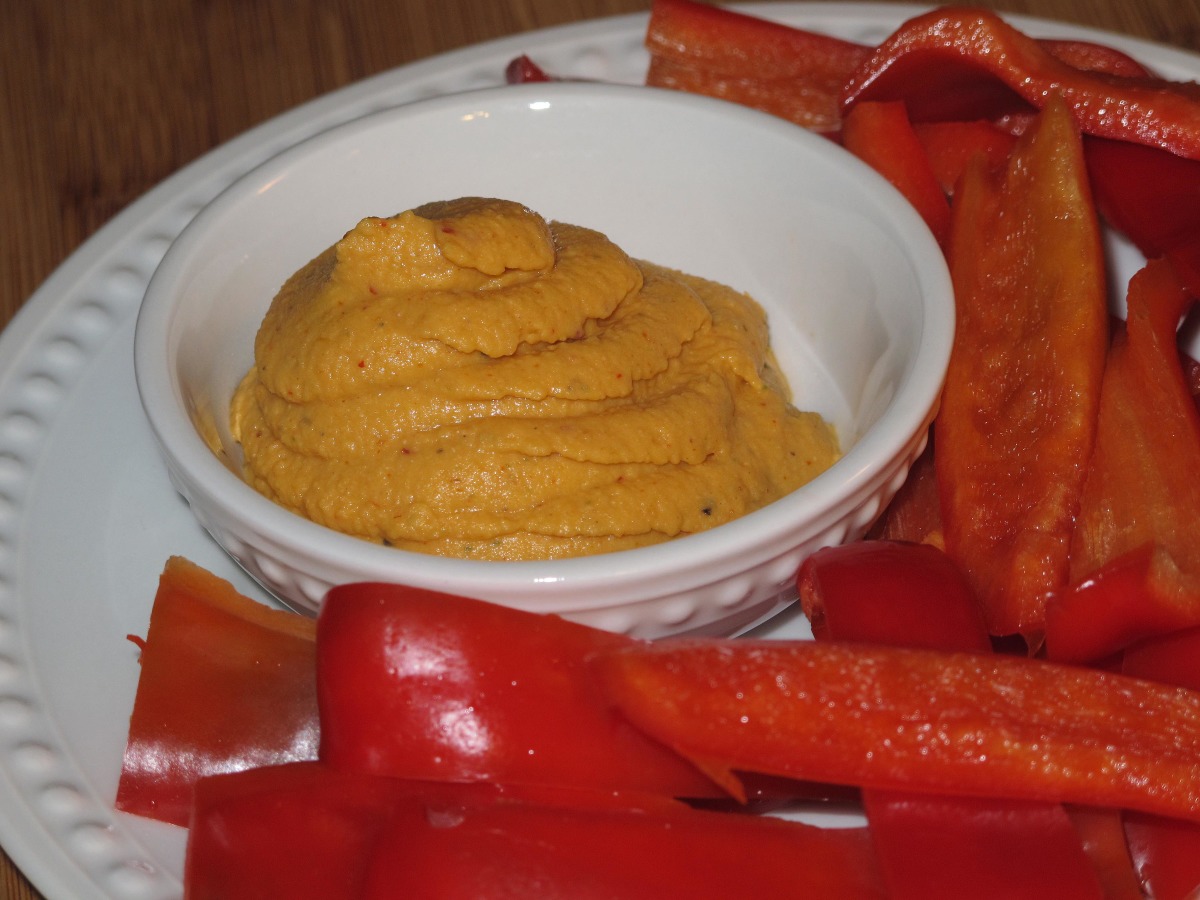 Spicy Roasted Red Pepper Hummus_image