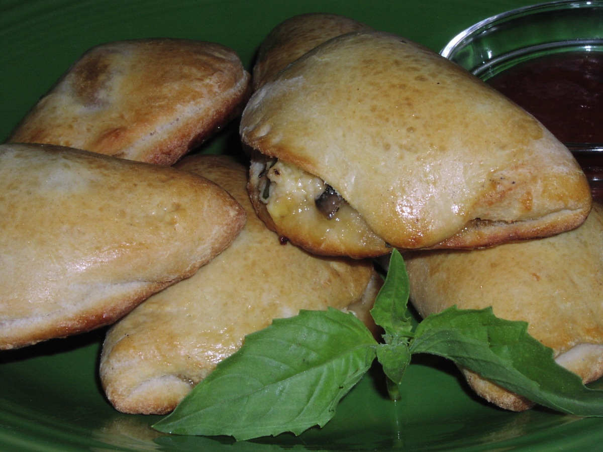 Mushroom, Caramelized Onion and Cheese Calzones_image