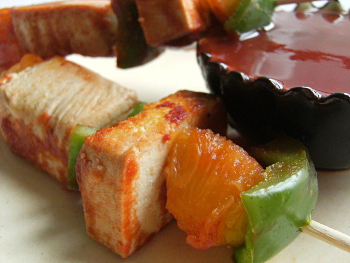 Polynesian Tofu Skewers With Pineapple (Veg*n Kebabs) image