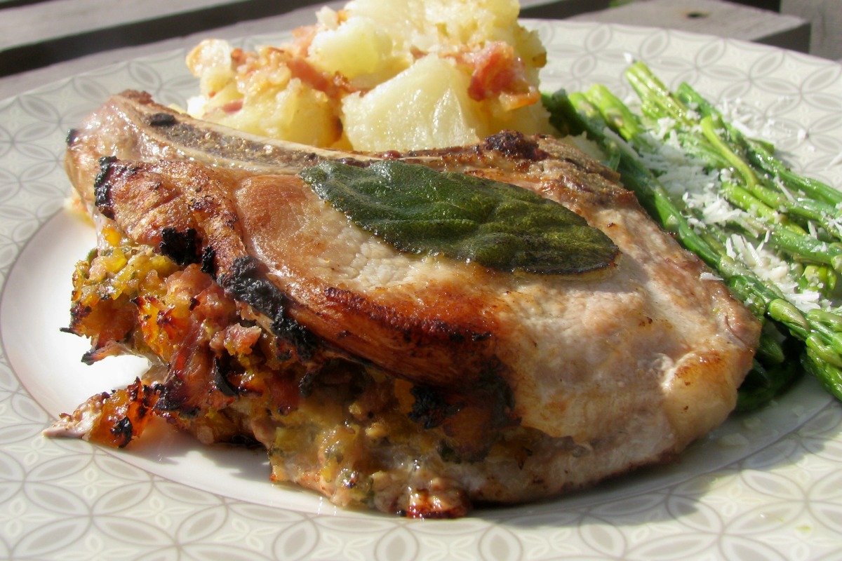 Costolette Di Maiale Con Salvia (Pork Chops With Sage)