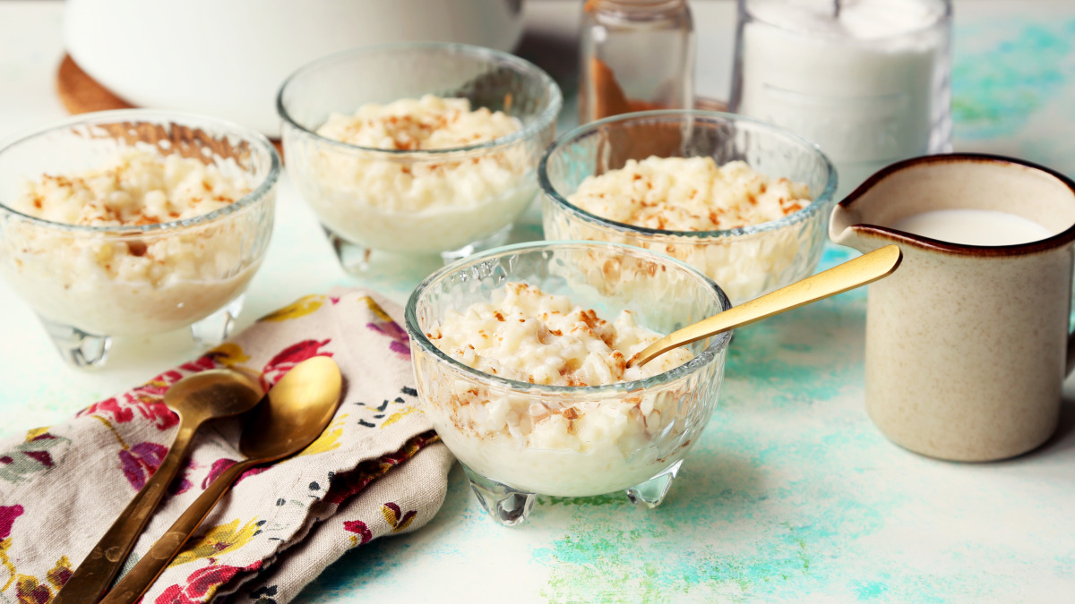 Creamy and Easy Homemade Rice Pudding! 