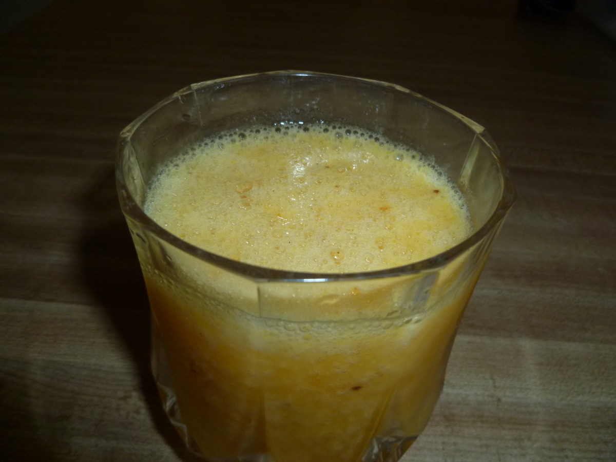 Star Fruit (Carambola) and Ginger Drink_image