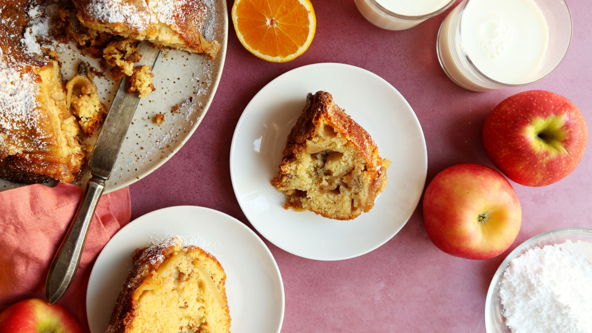Flourless Apple, Almond, and Ginger Cake Recipe | Epicurious
