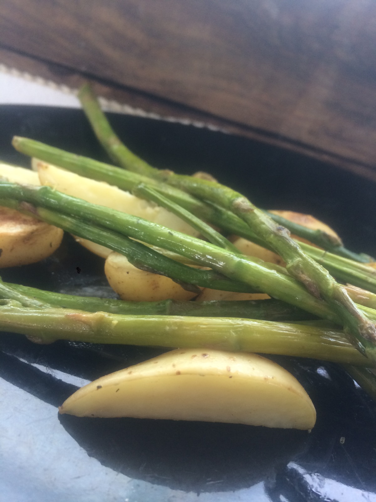 Grilled Asparagus and New Potatoes_image