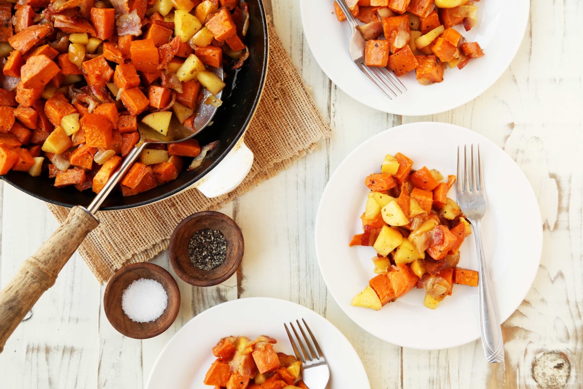 Maple Sweet Potatoes With Apple and Bacon_image