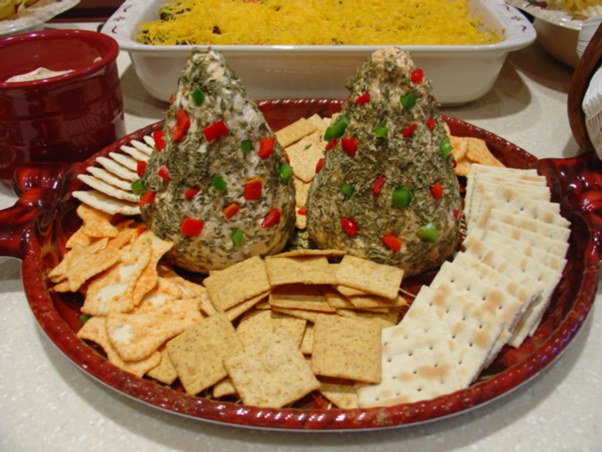 Appetizer Cheese Trees or Snowmen_image