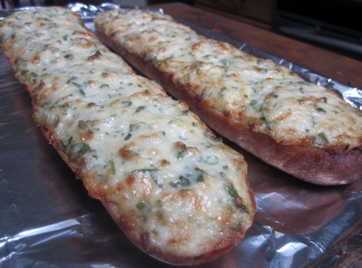 The Fish Market Cheezy Garlic Bread-image