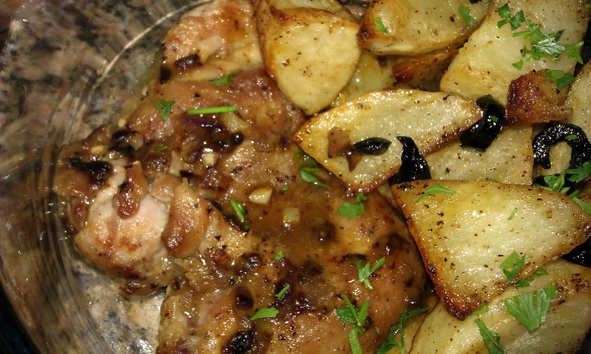 Chicken Breasts With Green Sauce (Pollo Con Salsa Verde)-image