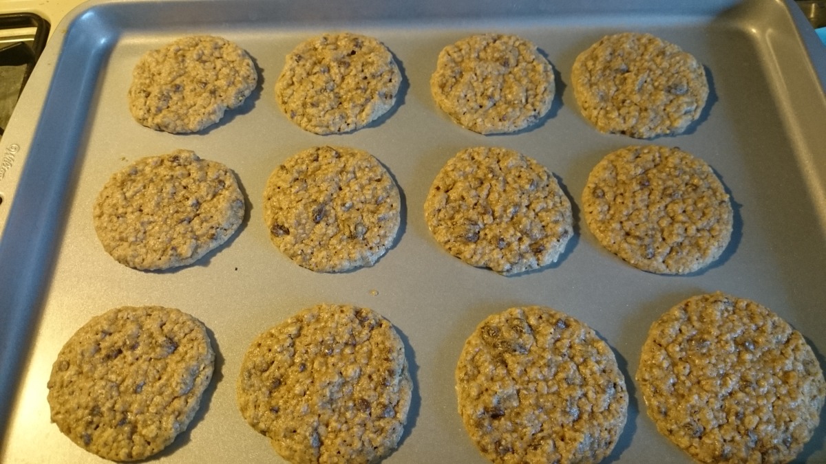 Vanishing Oatmeal Raisin Chocolate Chip Cookies Recipe