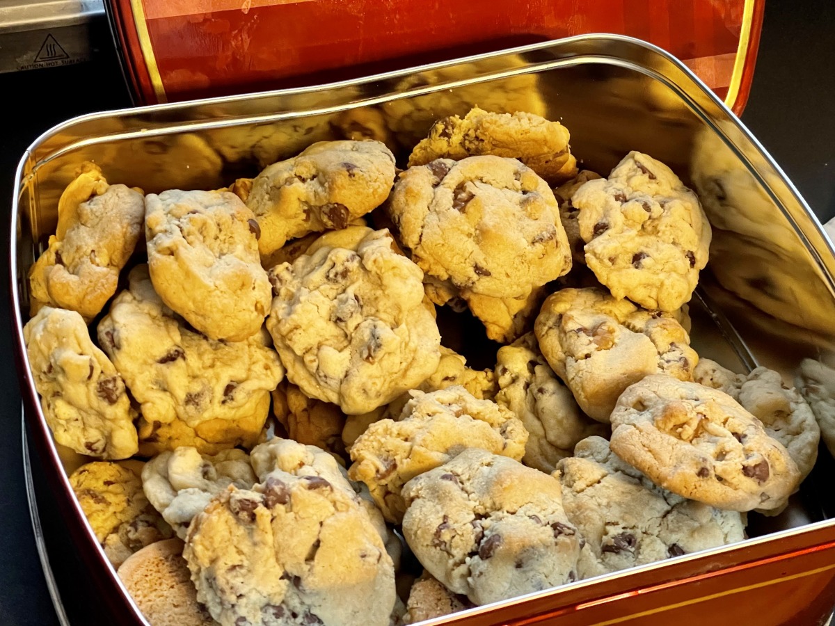 The BEST Walnut Chocolate Chip Cookies