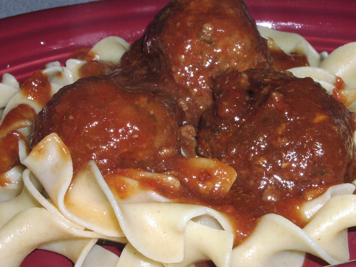 Aunt Jenny's Slow Cooker Meatballs