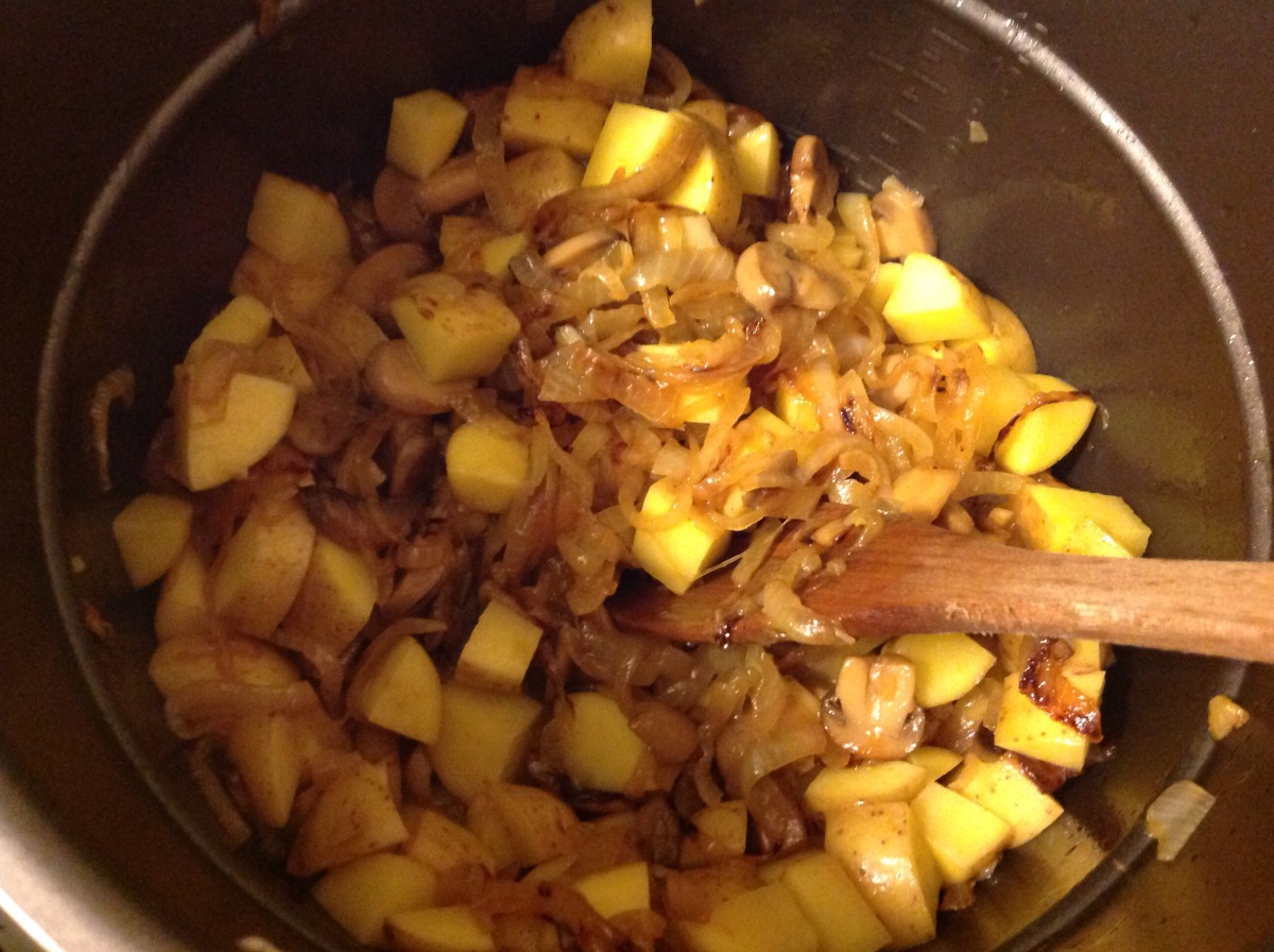 Best Simple Caramelized Onion Potato Soup Recipes