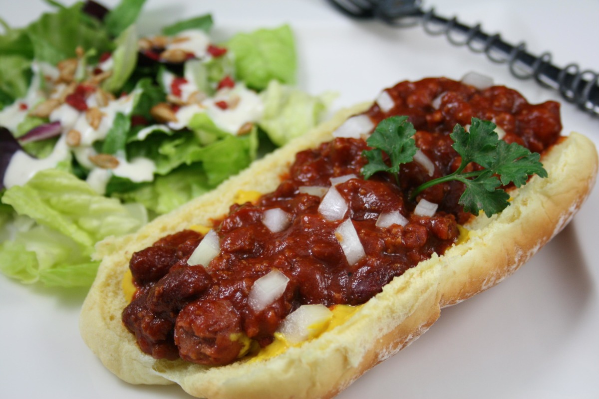 Chili Dogs, College Style!