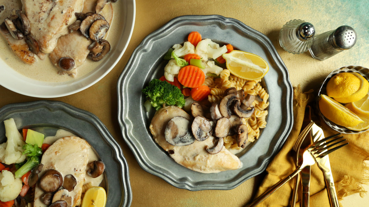 Chicken Breasts in Lemon Cream Sauce