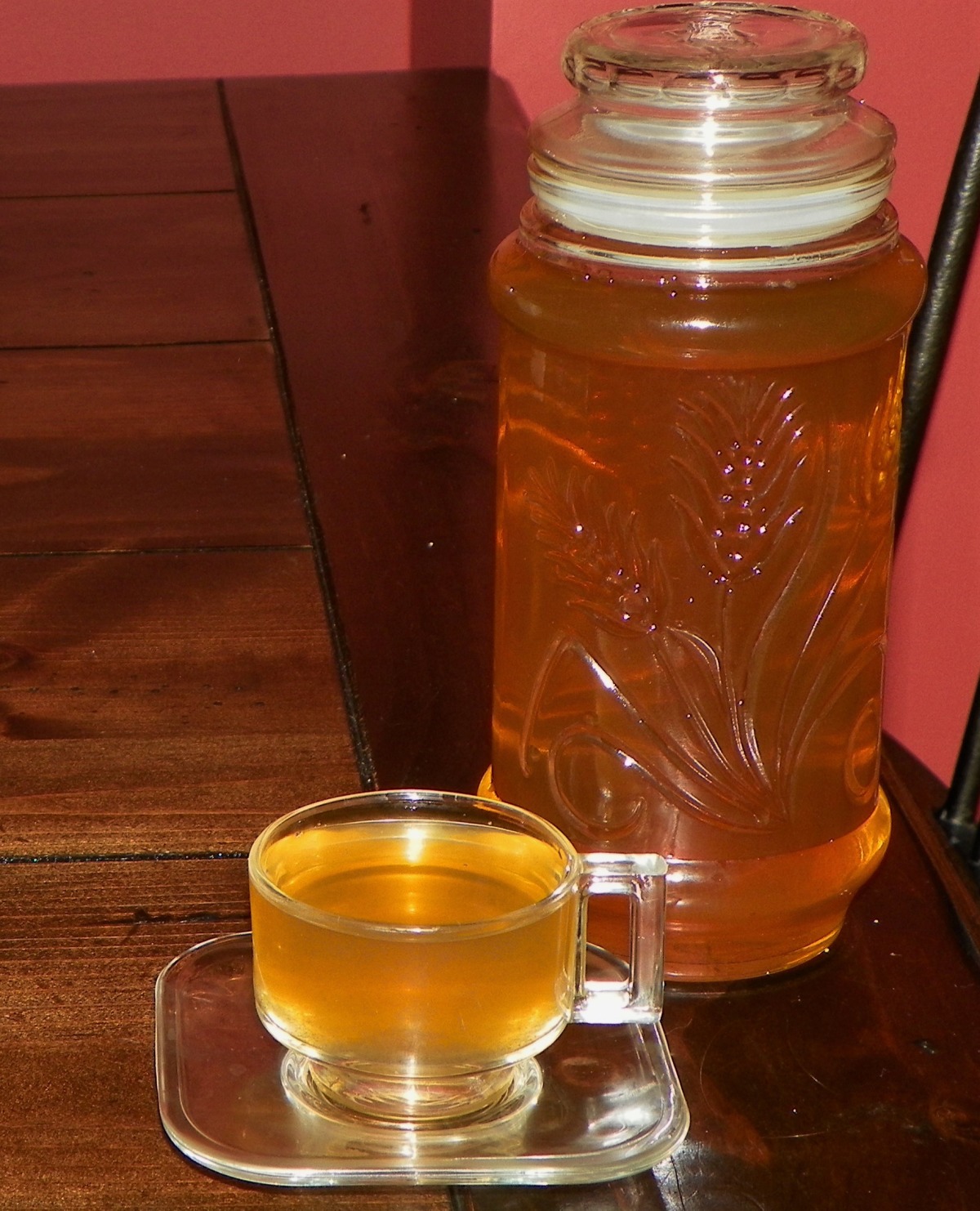 Emeril Lagasse's Moroccan Mint Tea image