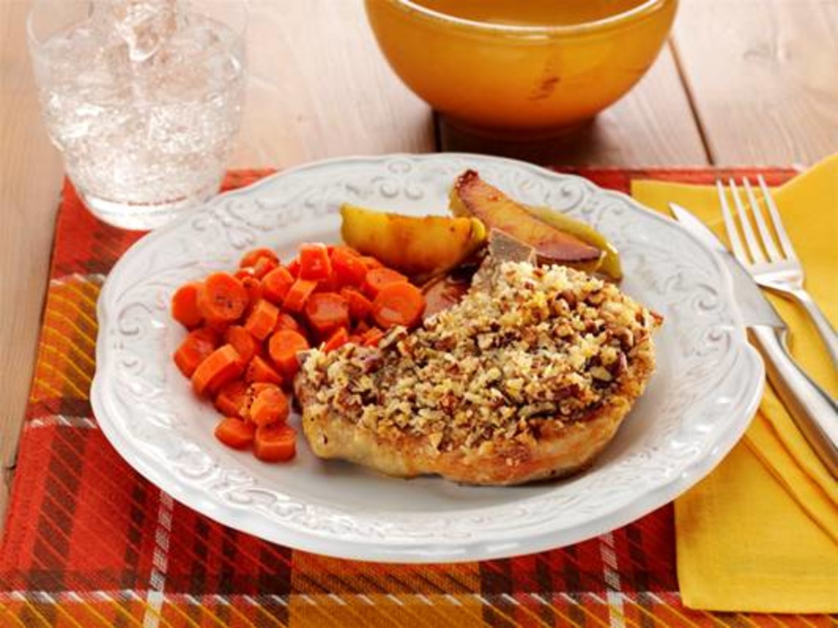 Pecan-Crusted Pork Chops With Apples image