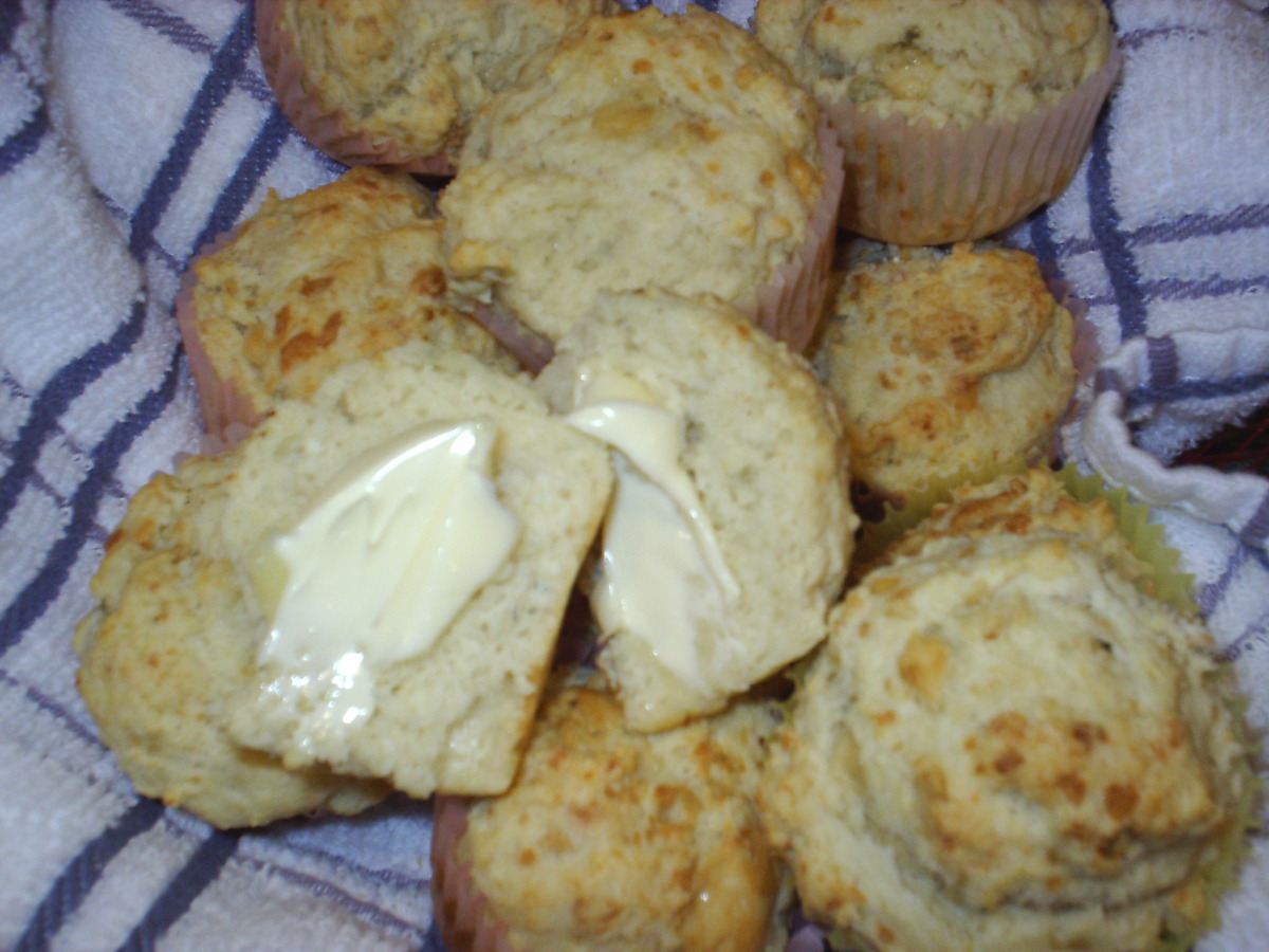 Blue Cheese Muffins_image
