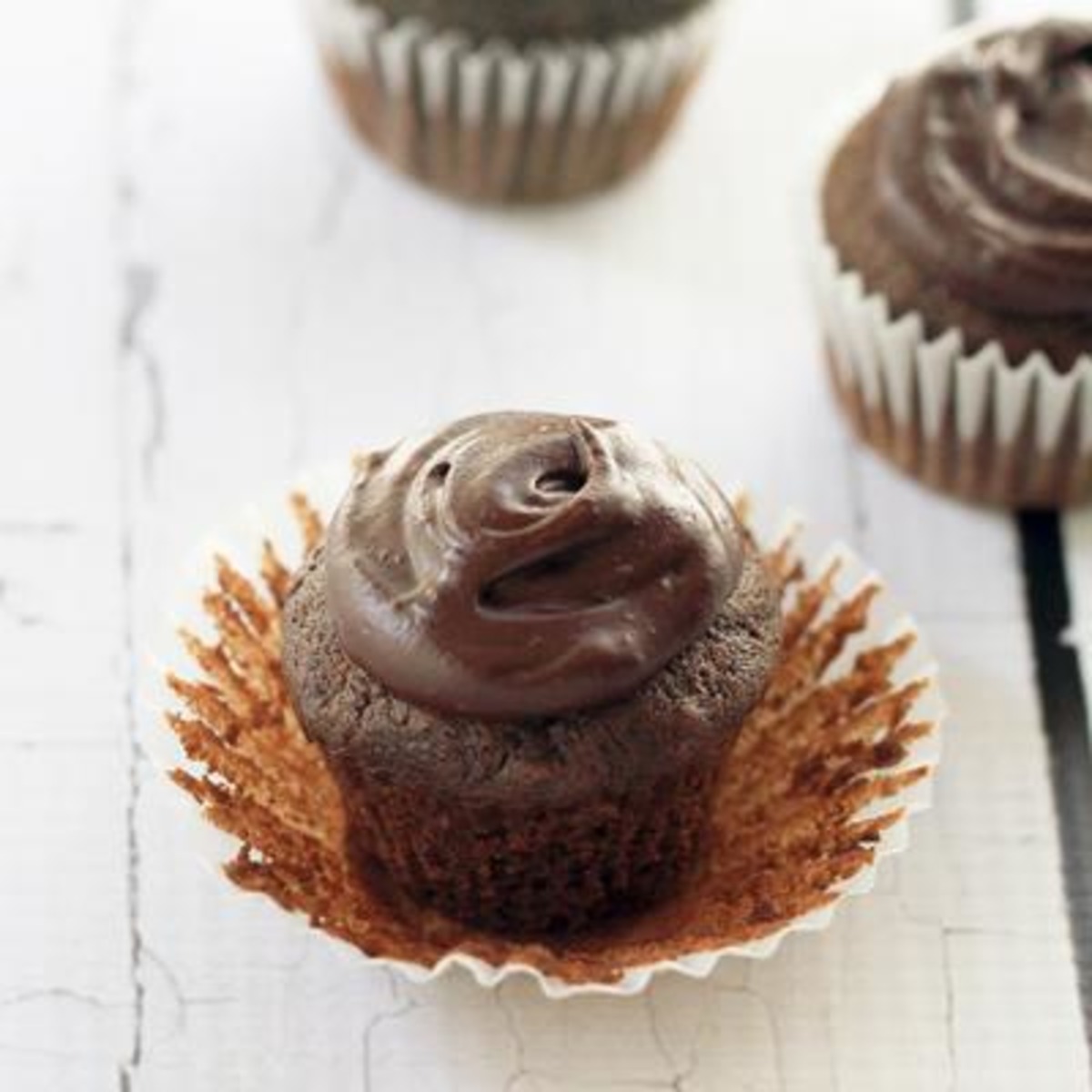 Mini ChocolateGlazed Fudge Cakes Recipe