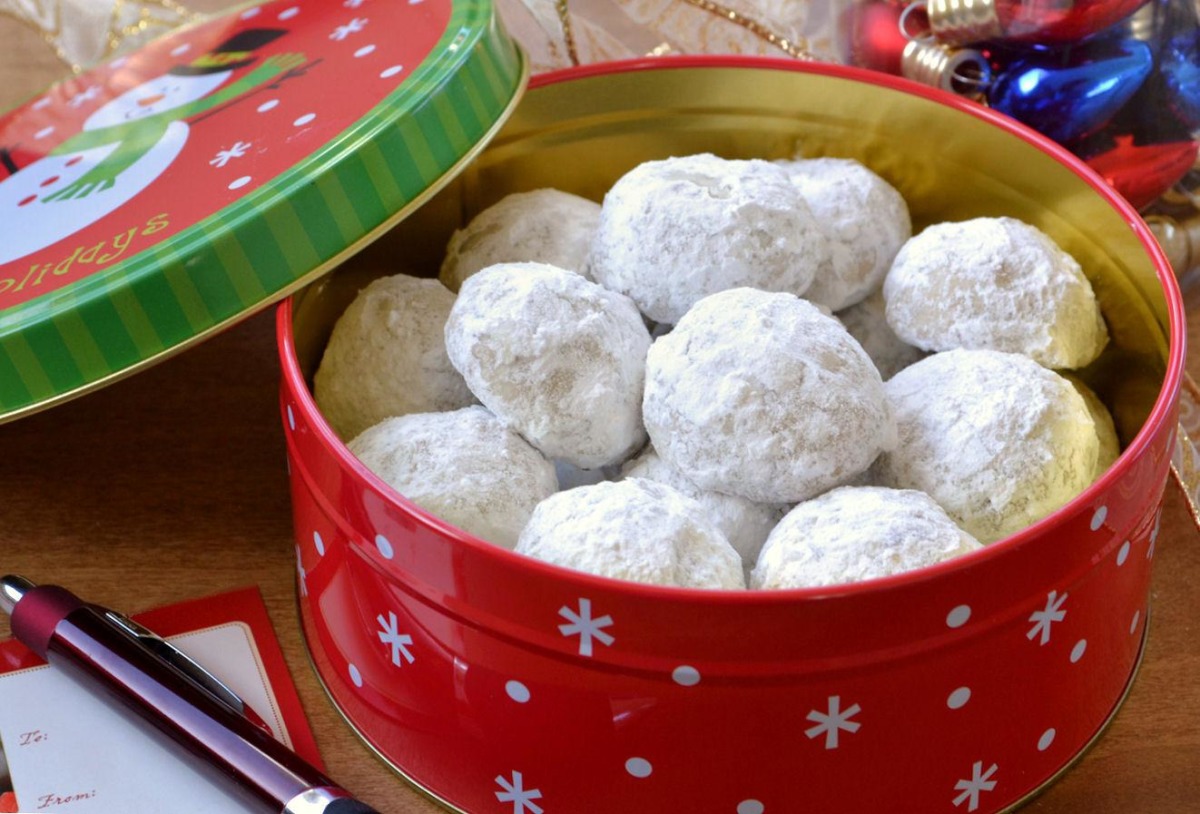 Toffee Snowballs (Russian Teacakes or Mexican Wedding Cookies)_image