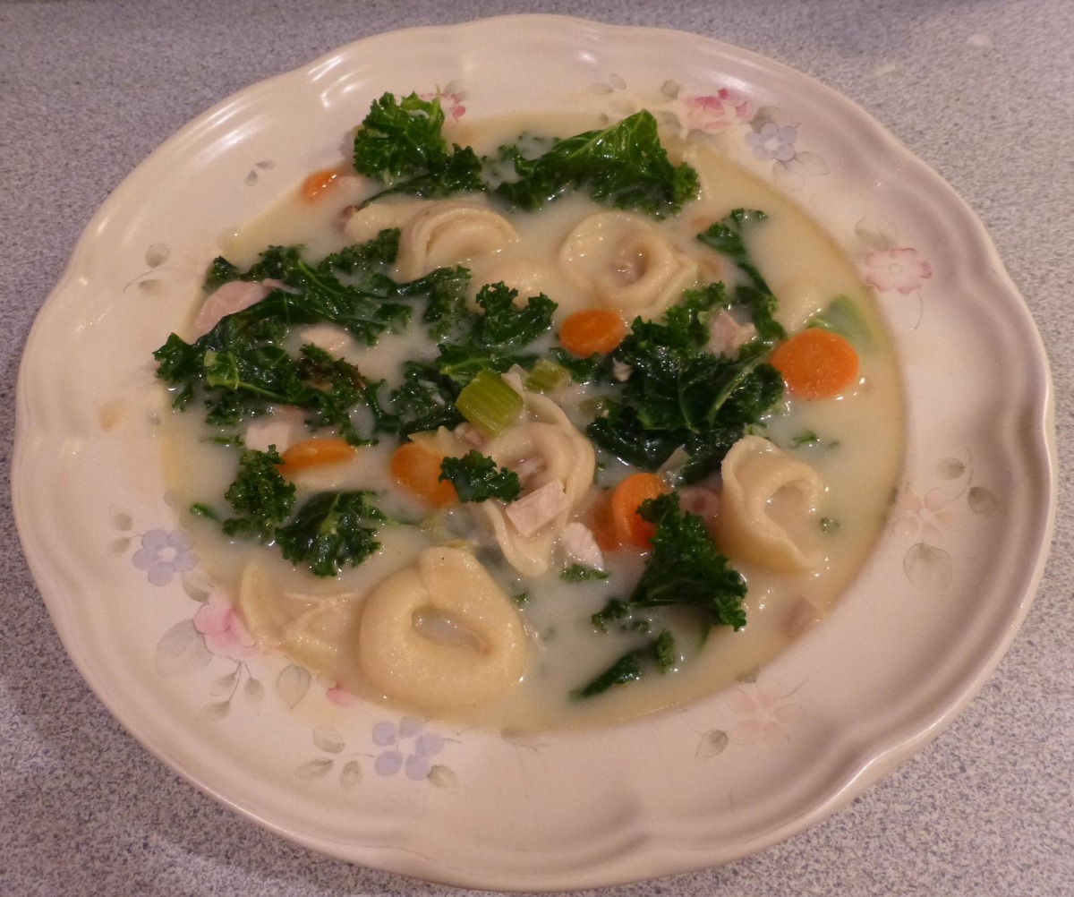 Creamy Chicken and Kale Tortellini Soup Recipe