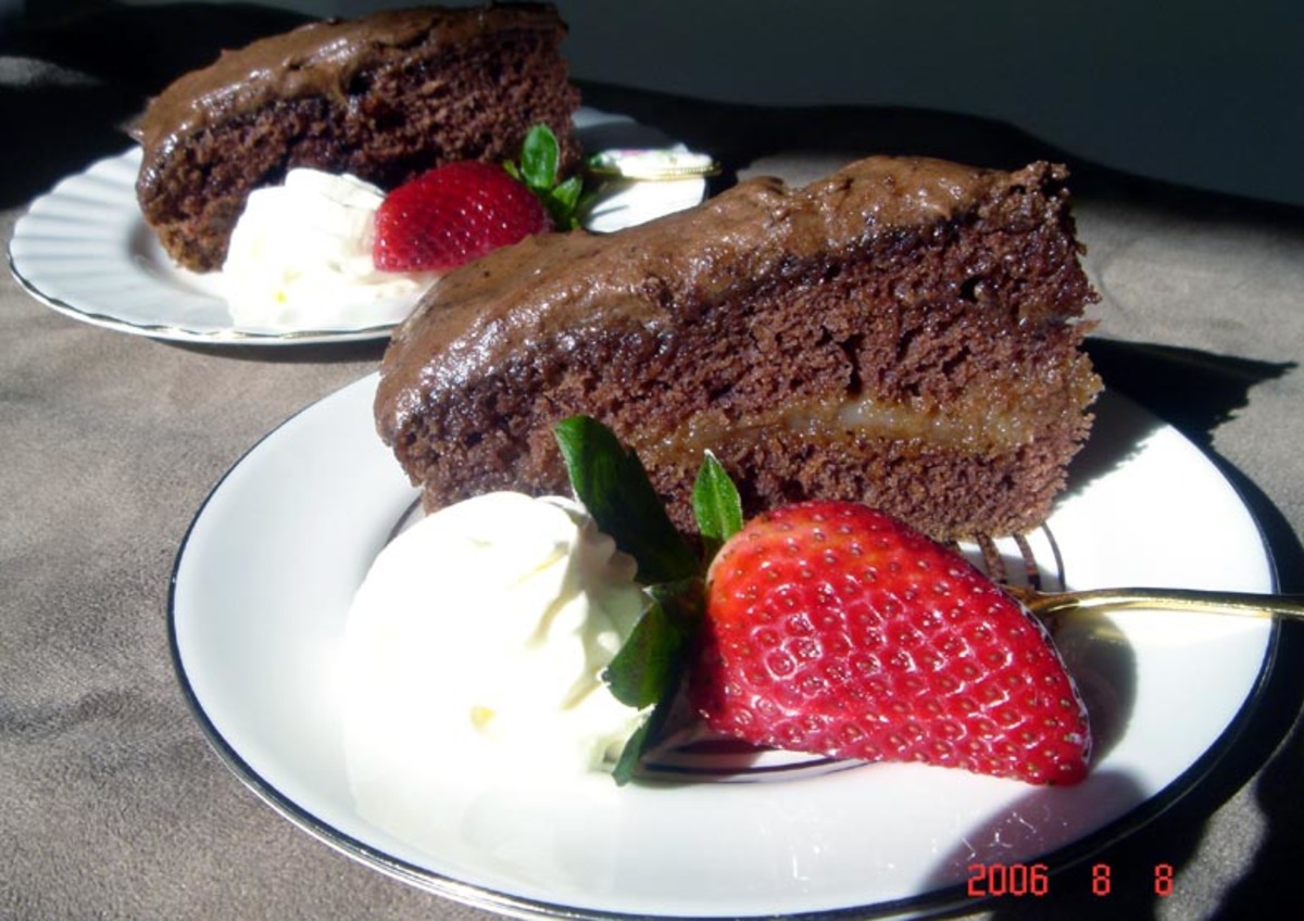 Boiled Chocolate Cake | fooodlove.com