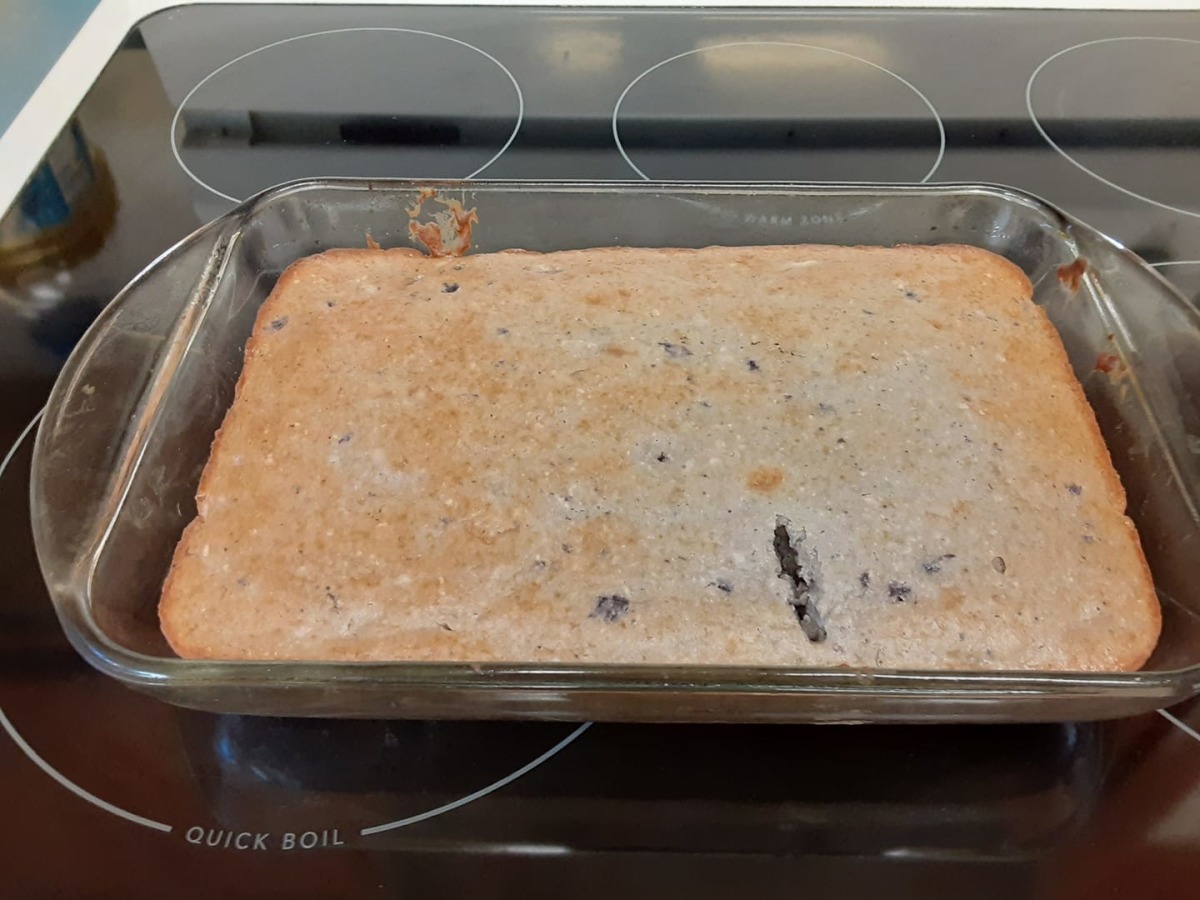 8 Inch Vanilla Cake - Wholesome Patisserie