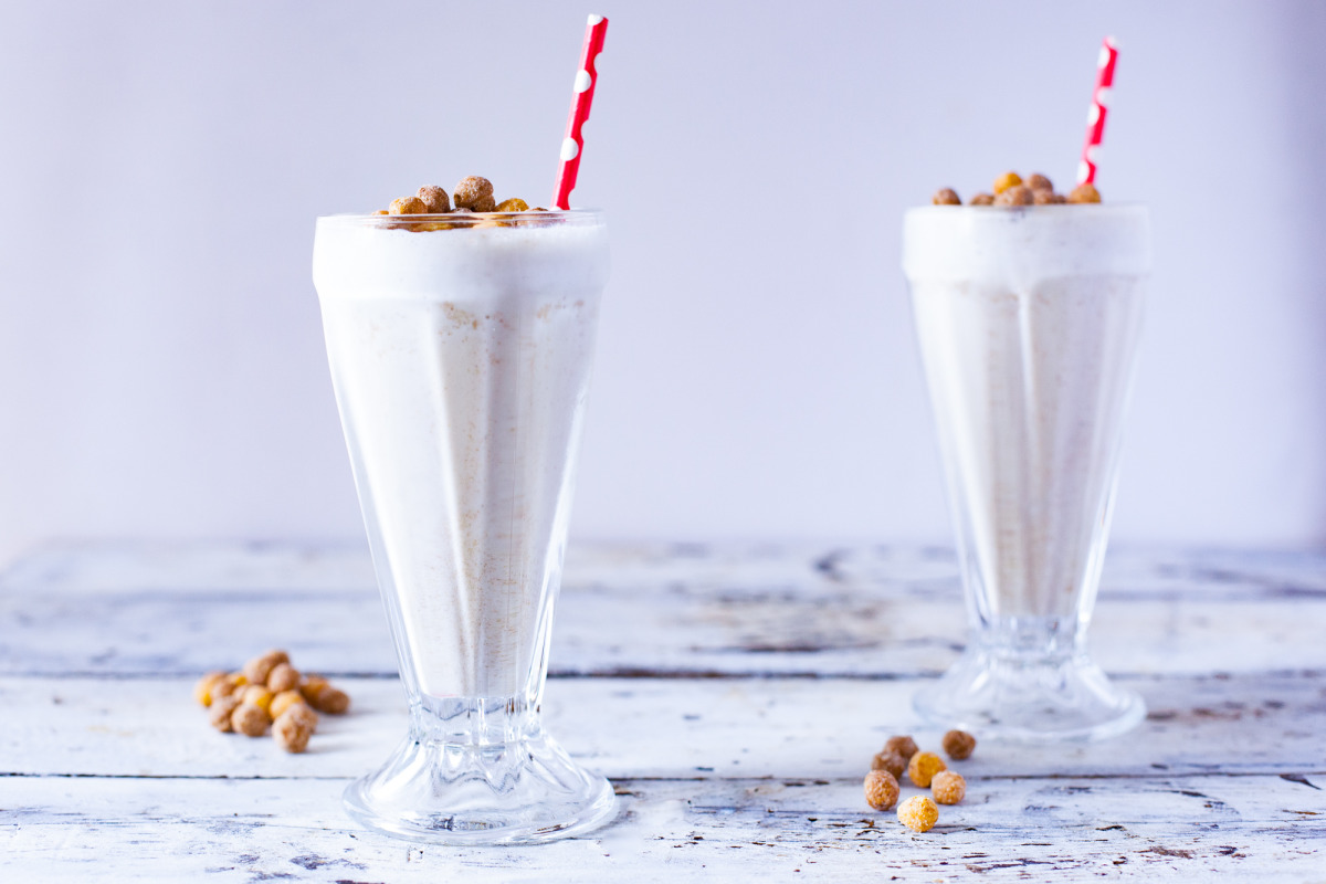 Milk &amp; Cereal Smoothies-image
