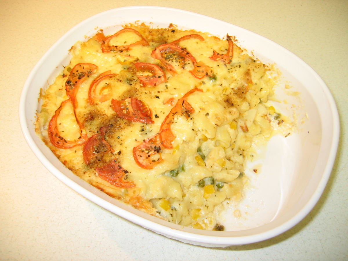 Macaroni and Cheese with Tomatoes-image