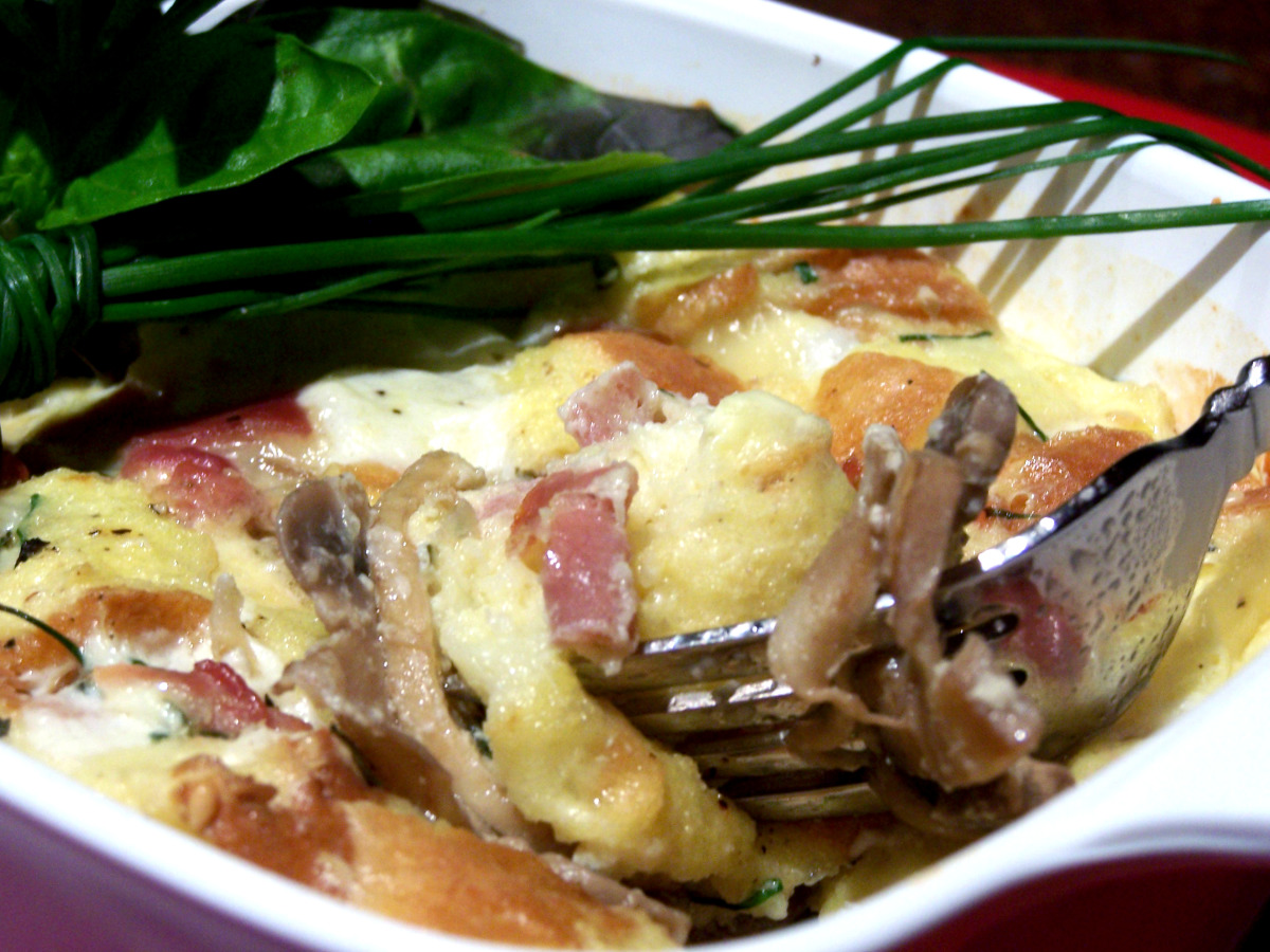 Mushroom and Cheese Strata_image