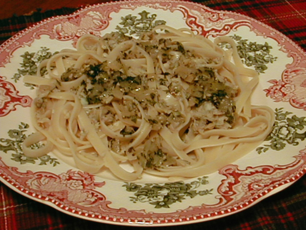 Linguine with Clam Sauce_image