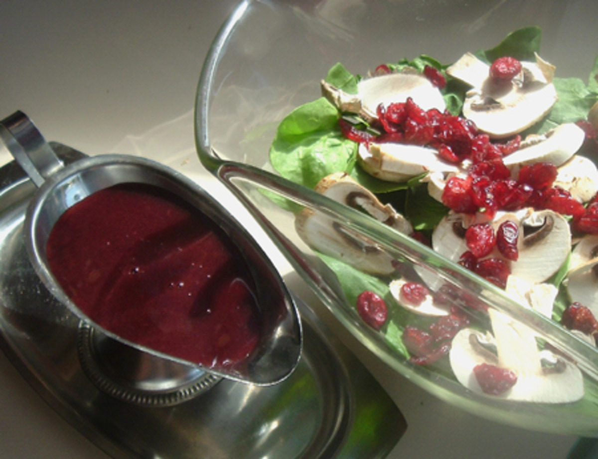 Spinach Salad With Raspberry Dressing image