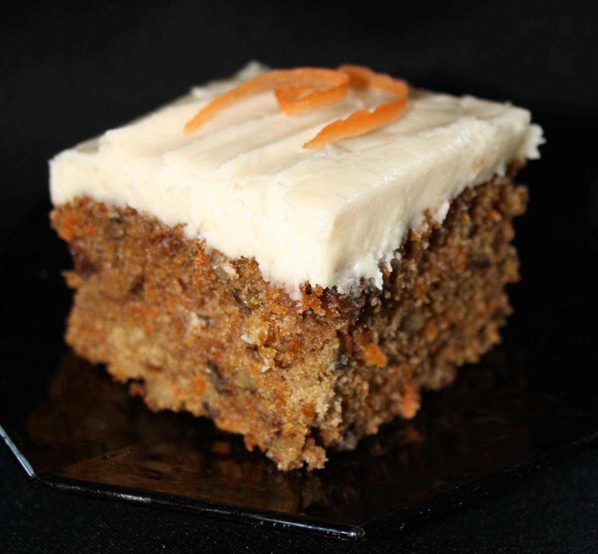 Cover Mountain Carrot Cake (with cream cheese frosting)_image